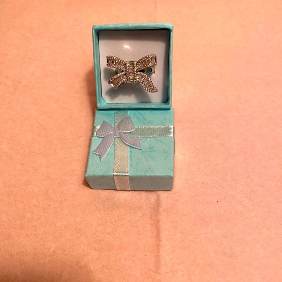 Sapphire 💯 Authentic - Picture 5 of 8